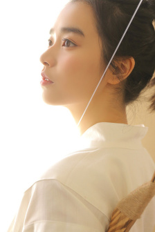未婚女子